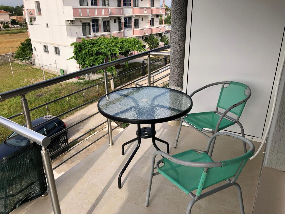 Apartments Beho Улцинь Екстер'єр фото