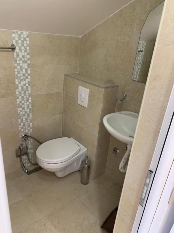 Apartments Beho Улцинь Екстер'єр фото